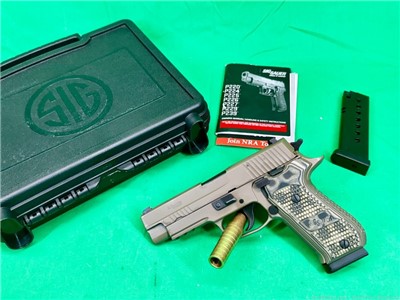 RARE Sig Sauer P220 Elite Scorpion .45 acp 2 mags in box FDE Nice shape!