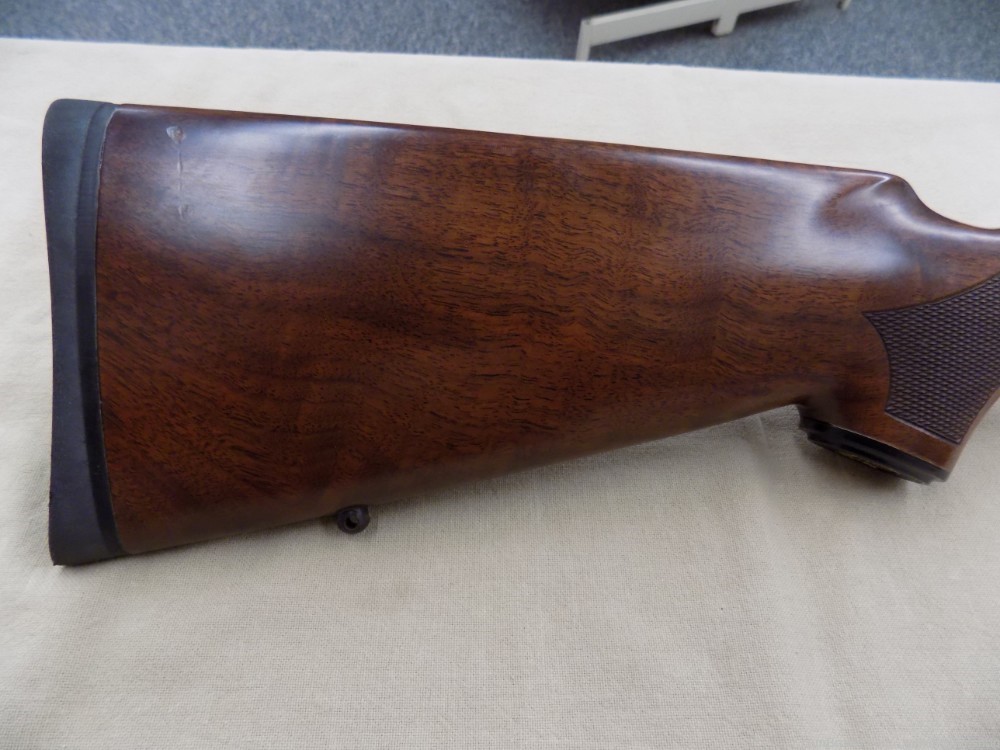 Savage 14 Left Hand, DBM .243 22" BBL, 3-Mags Deluxe Walnut Stock/Bluing-img-5