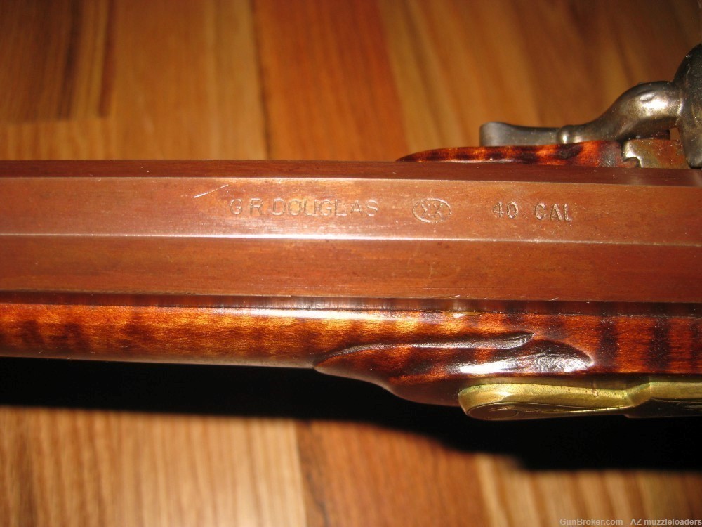 Kentucky Rifle by Frank Burton, 40 Cal Douglas XX Barrel, Curly Maple Stock-img-13
