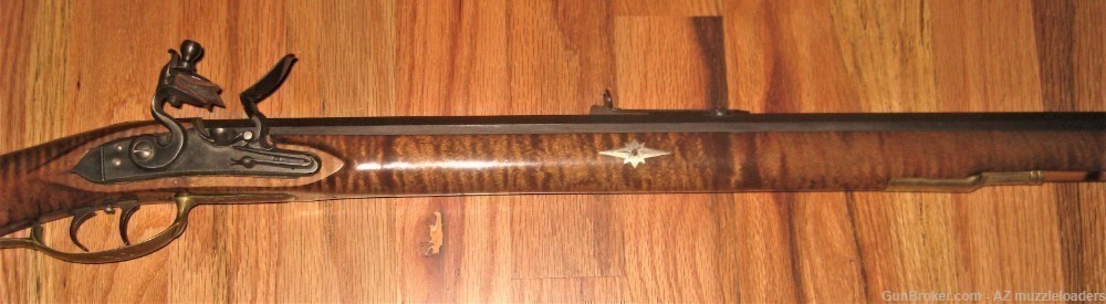 Ray Miller Lehigh style Flintlock Rifle, 45 Cal, L&R lock, Curly Maple -img-2