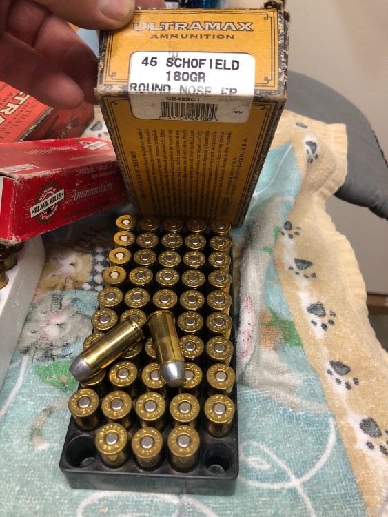 140 rounds of loaded 45 Schofield pistol ammo, 21 empty brass-img-1