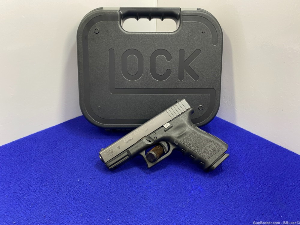Glock 19 Gen3 9mm Black 4.02" *VERY POPULAR SEMI-AUTOMATIC HANDGUN*-img-2
