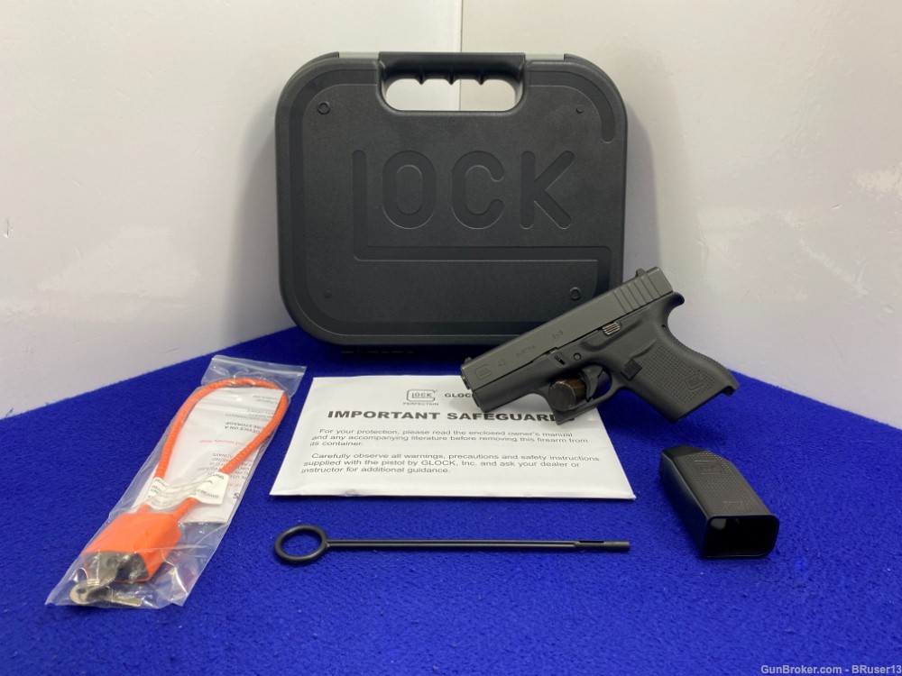 Glock 43 9mm Black 3.41" *EXCELLENT ULTRA-CONCEALABLE PISTOL*-img-0