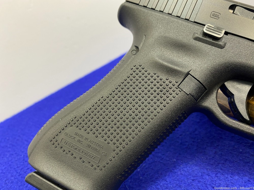 Glock 17 Gen 5 9mm Black 4.49" *WELL-KNOWN FOR ITS LONGEVITY & RELIABILITY*-img-18