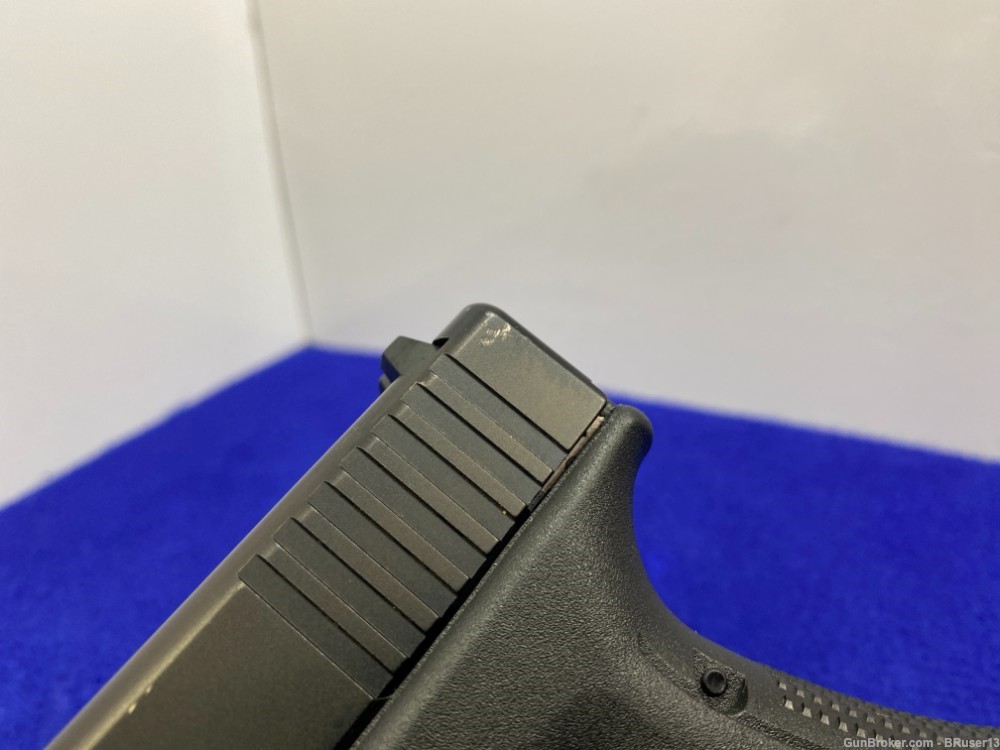 Glock 17 Gen 5 9mm Black 4.49" *WELL-KNOWN FOR ITS LONGEVITY & RELIABILITY*-img-7