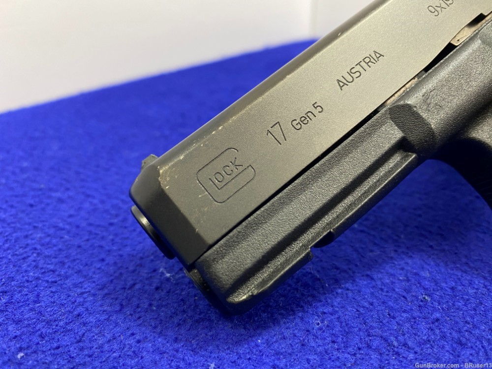 Glock 17 Gen 5 9mm Black 4.49" *WELL-KNOWN FOR ITS LONGEVITY & RELIABILITY*-img-11