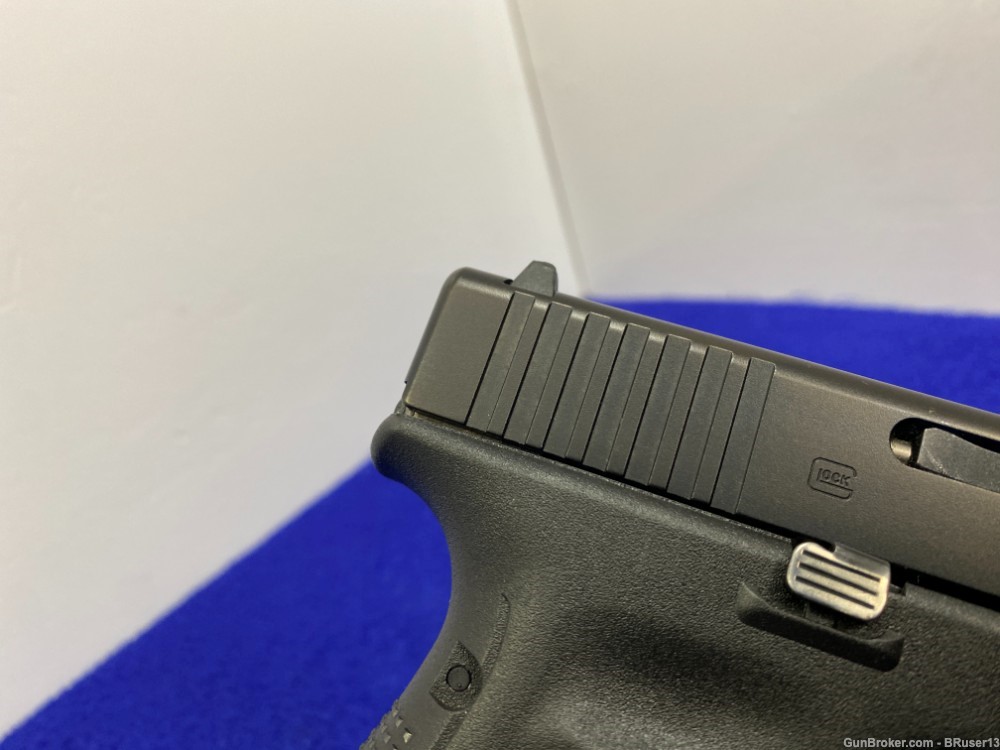 Glock 17 Gen 5 9mm Black 4.49" *WELL-KNOWN FOR ITS LONGEVITY & RELIABILITY*-img-20