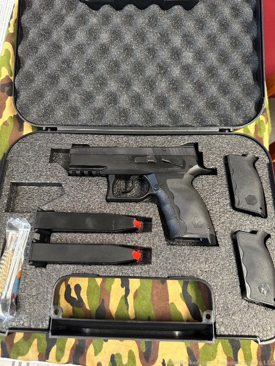 Sphinx 9mm in Excellent Condition -img-0