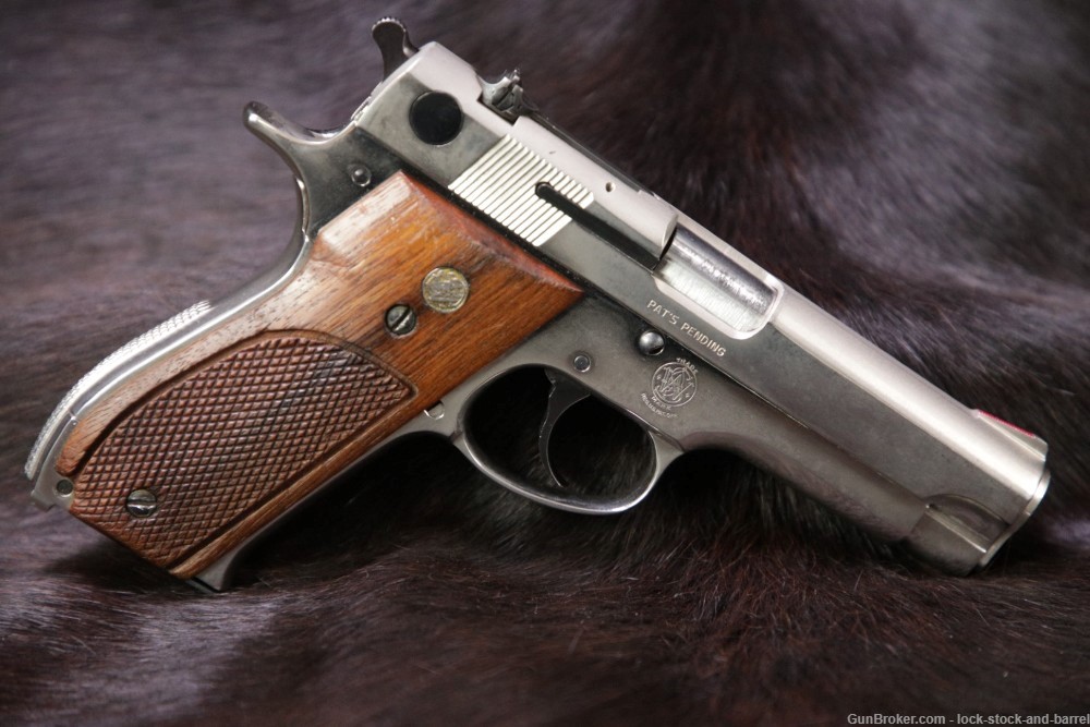 Smith & Wesson S&W Model 39-2 9mm 4" Nickel Semi-Automatic Pistol 1977-1978-img-2