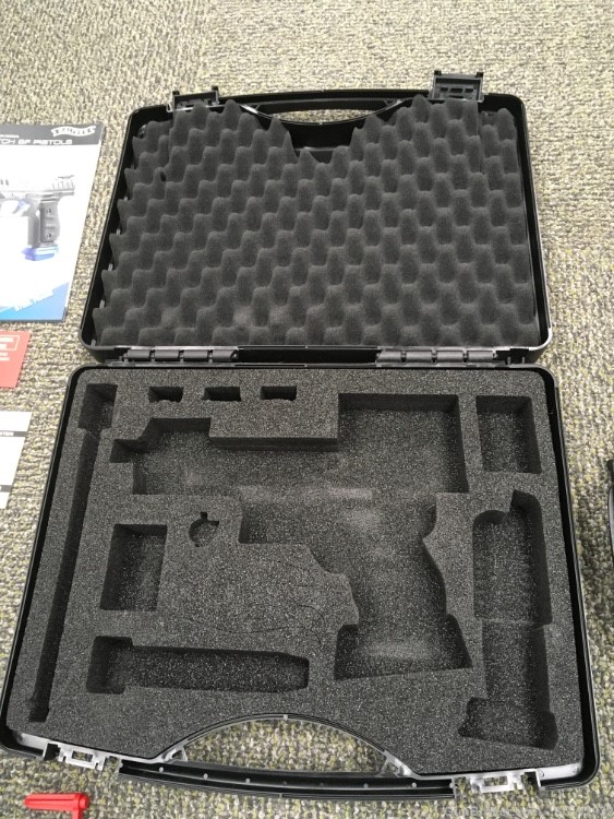 Walther Q5 Match SF Pro 9mm pistol with case accessories manual holster -img-11