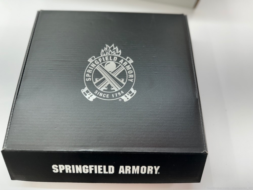 LIGHTLY USED - Springfield Hellcat OSP PRO Pistol in 9mm - 5 magazines-img-5
