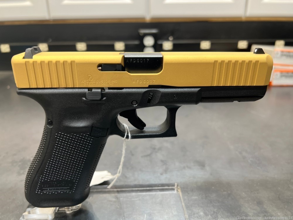 Glock 17 Gen5 9mm Pistol with Gold Slide CLOSE OUT-img-3