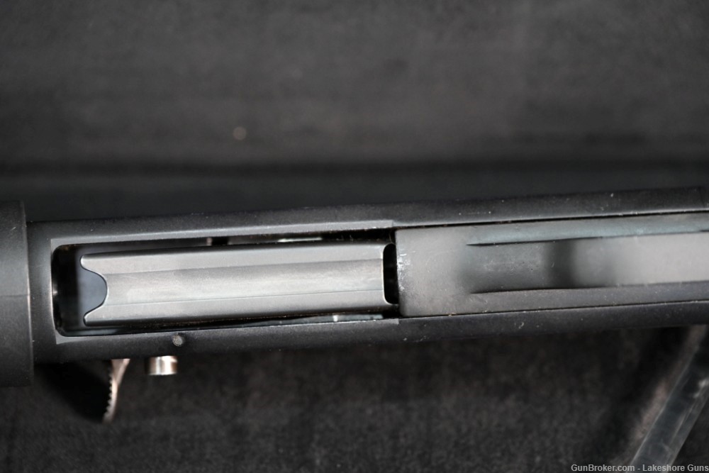 Mossberg Model 935 Magnum Combo with both barrels -img-21