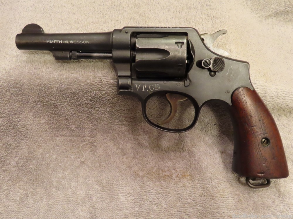 WWII S&W VICTORY REVOLVER-MATCHING INCLUDING GRIP-VERMONT "CD"-NICE-img-0