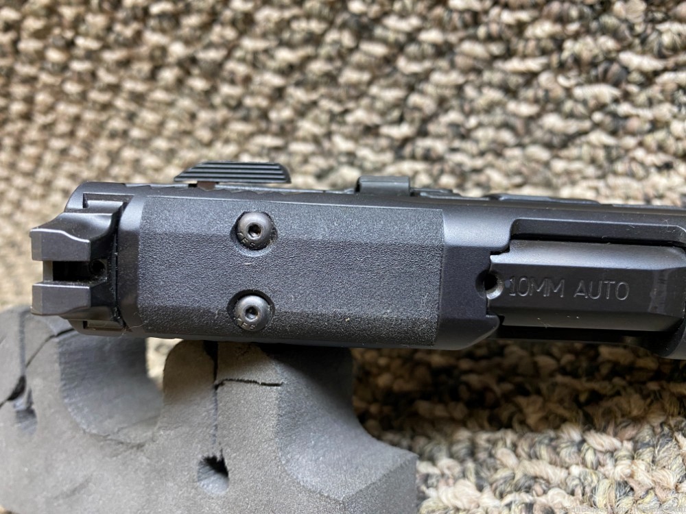 Smith & Wesson M&P M2.0 10mm Black Finish Optics Ready 4" BBL 15+1-img-10