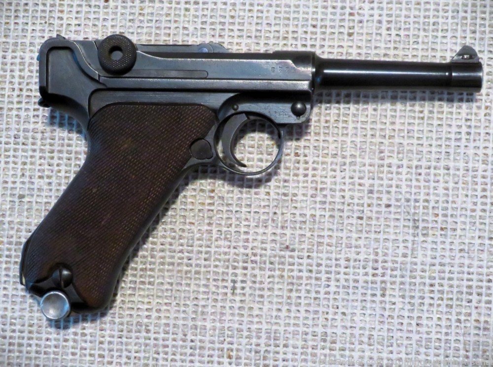 WW1-WW2 German P.08 9mm Luger Pistol Matching No Import DWM 1915-img-0