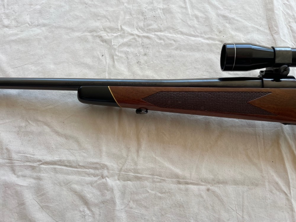 Winchester Model 70 Bolt Action Rifle 30-06 w/ Scope Nice Condition-img-17