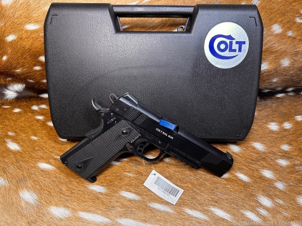 New in Box Walther 1911 Colt Government .22 LR Rail Gun with 3 Magazines-img-6