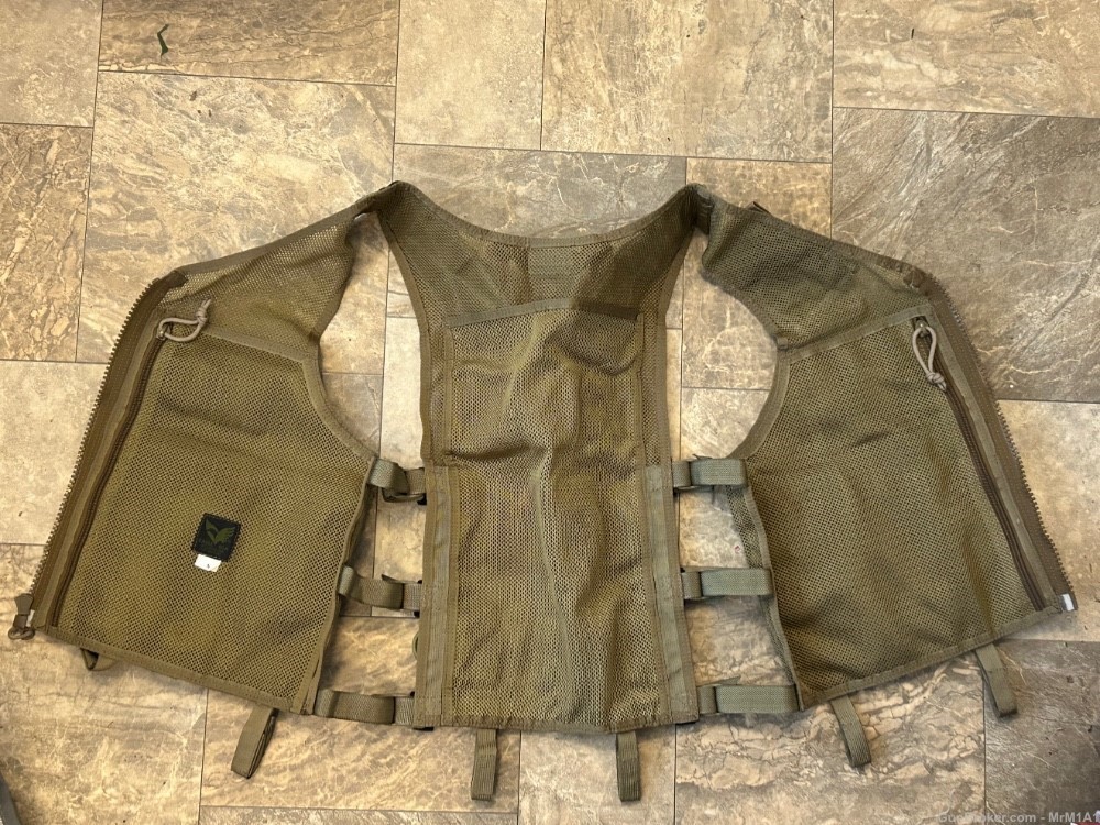 Eagle Industries Rifleman’s Vest Khaki Early ‘90’s Tactical NOS!-img-2