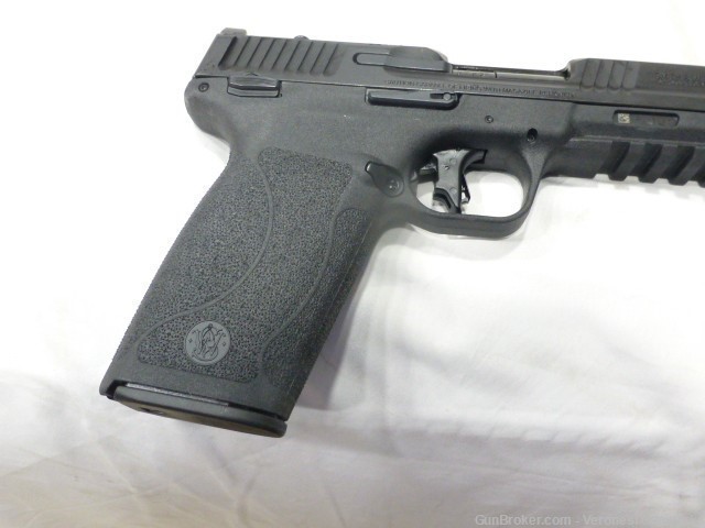 NIB S&W M&P OR 5.7 Pistol Threaded 5" (2) 22 rd Thumb Safety 13347-img-1