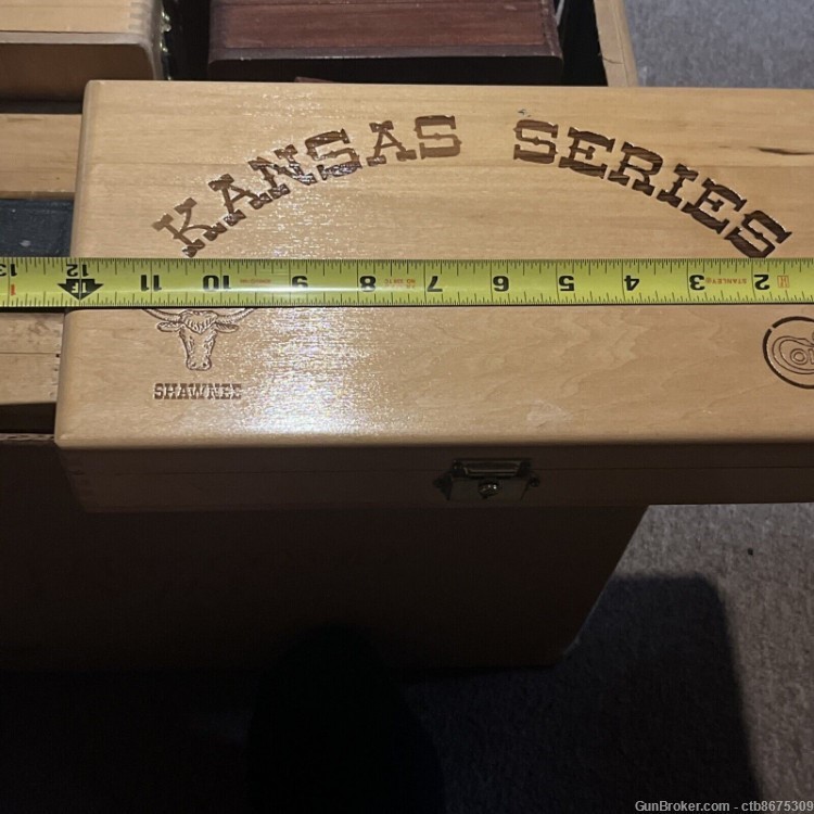 Colt Kansas Series Trails Shawnee Pistol Revolver Wood Box Case Display-img-9