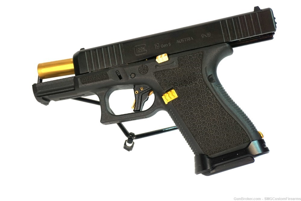 Glock 19 Gen5 Custom Laser Stippled Tyrant 9mm 15+1-img-2