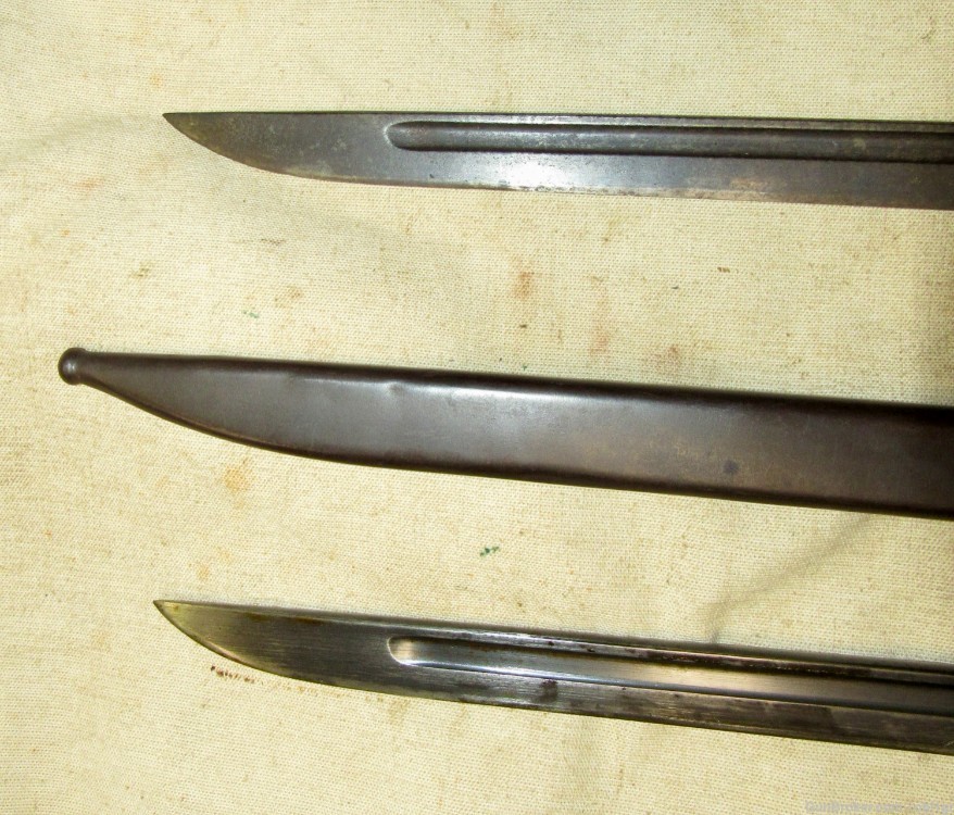 Pair of WWII Japanese Type 30 Bayonets-img-2