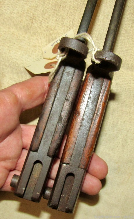 Pair of WWII Japanese Type 30 Bayonets-img-3
