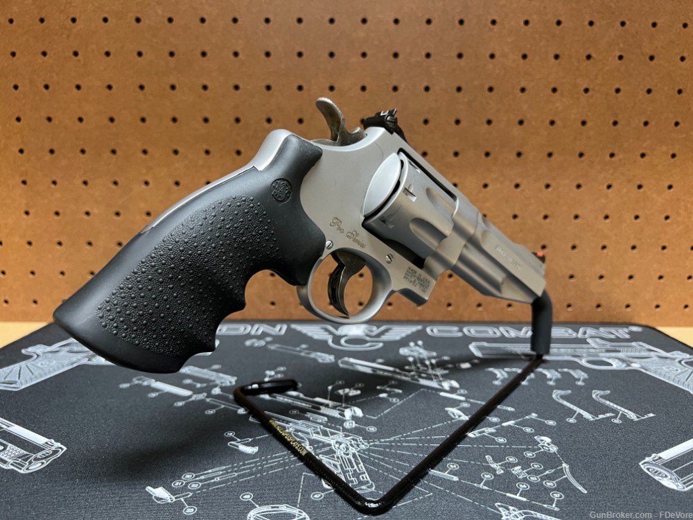 Smith & Wesson Performance Center Pro Series Model 627 .357 Magnum-img-2