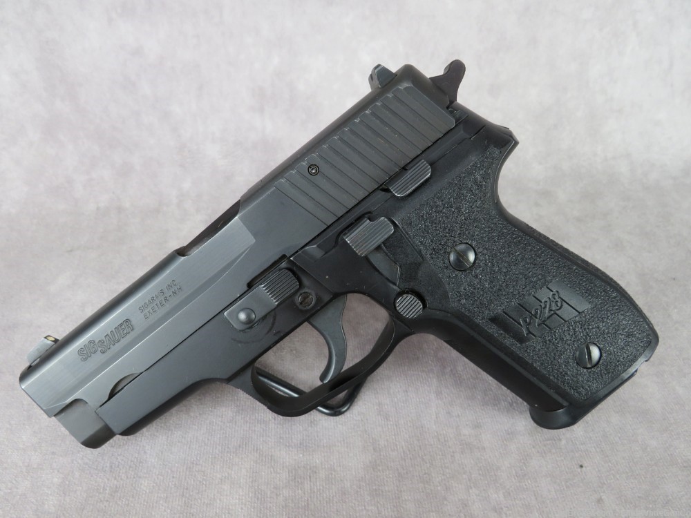 Sig Sauer P228 in 9mm! Made in Germany! Great Condition! Penny Bid! NR!-img-1