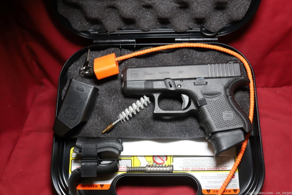 Glock Model 33 Gen 4 .357 Sig 3.5" Barrel with 5 Mags and Factory Case-img-29