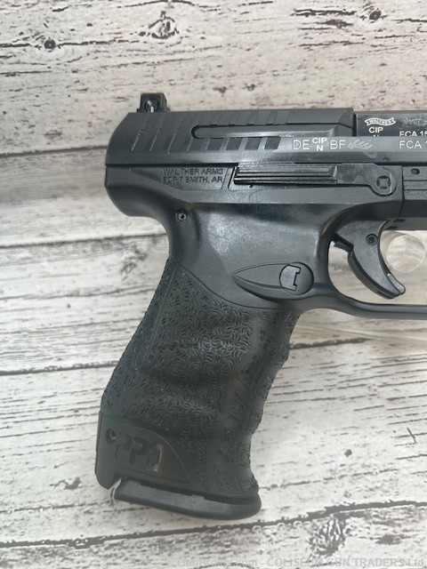 Walther PPQ 9mm Used W/ NS-img-4