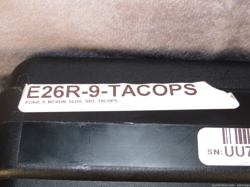 Sig Sauer P 226 R TACOPS 9 MM 4.4" SA/DA 4-20 Rnd Mags E26R-9-TACOPS NIce! -img-11