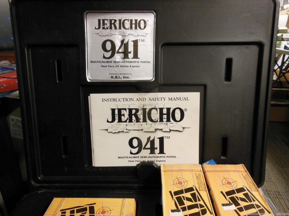 JERICO 941 41AE / 9MM with case & 3 box of 41AE Israel -img-2
