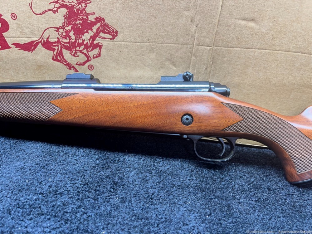 USED LIKE NEW Winchester 70 Super Grade .30-06 Sprg with 24" Barrel!-img-8