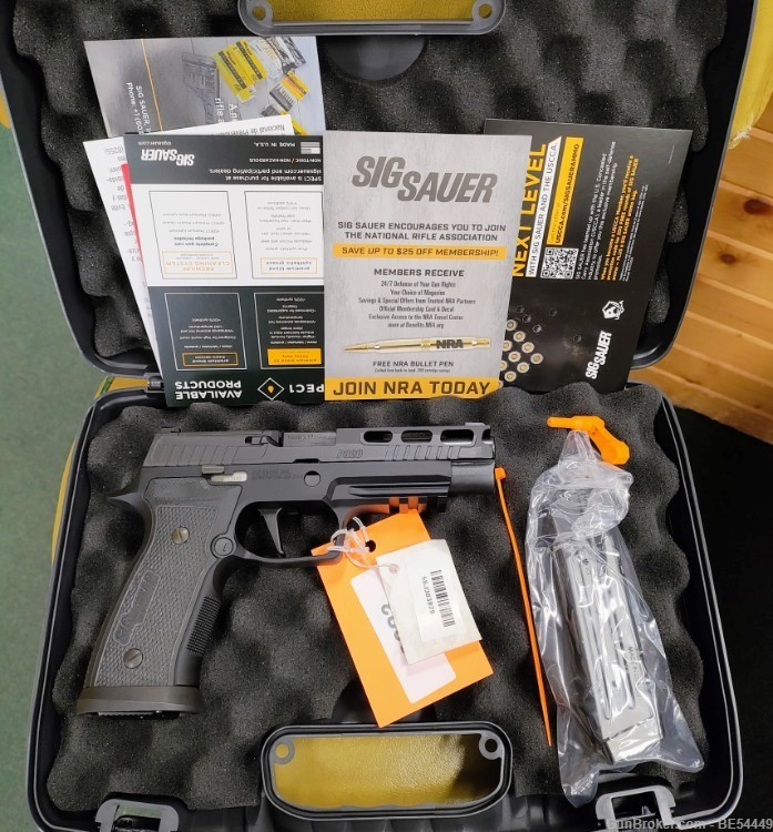 SIG SAUER 320AXGF-9-BXR3-PRO-R2 FACTORY NEW.-img-0