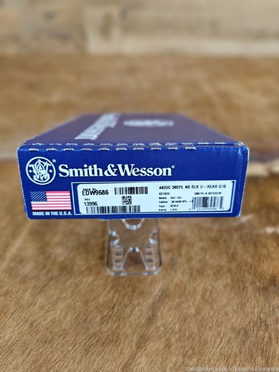 Lipsey’s Exclusive Smith & Wesson Ultimate Carry J-Frame 442UC .38 SPL-img-8