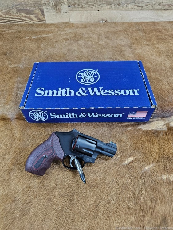 Lipsey’s Exclusive Smith & Wesson Ultimate Carry J-Frame 442UC .38 SPL-img-0
