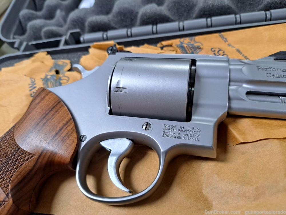 Smith & Wesson 629-6 Performance Center 44Mag Very Clean-img-3