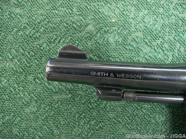 Smith and Wesson Model 10-5 38 spl.-img-1
