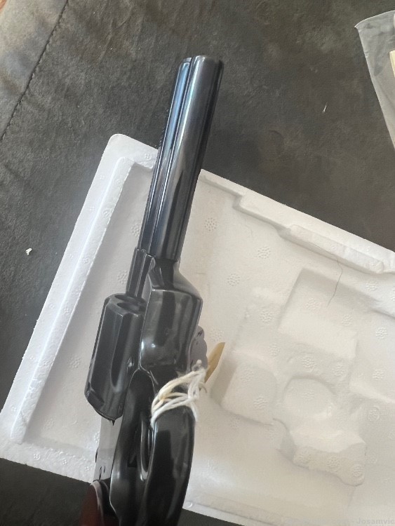 Colt Python 4” blued .357 magnum 6 shot revolver wood grips circa1978 LNIB -img-3