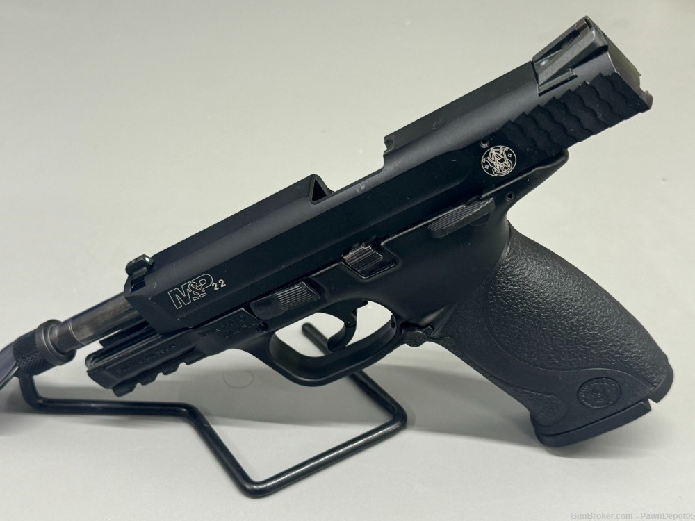 Smith & Wesson M&P 22 Threaded-img-2