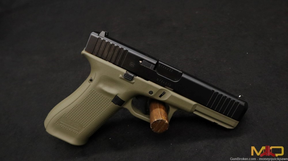 Glock G17 Gen5 9mm Excellent Condition Battlefield Green Penny Start!-img-11