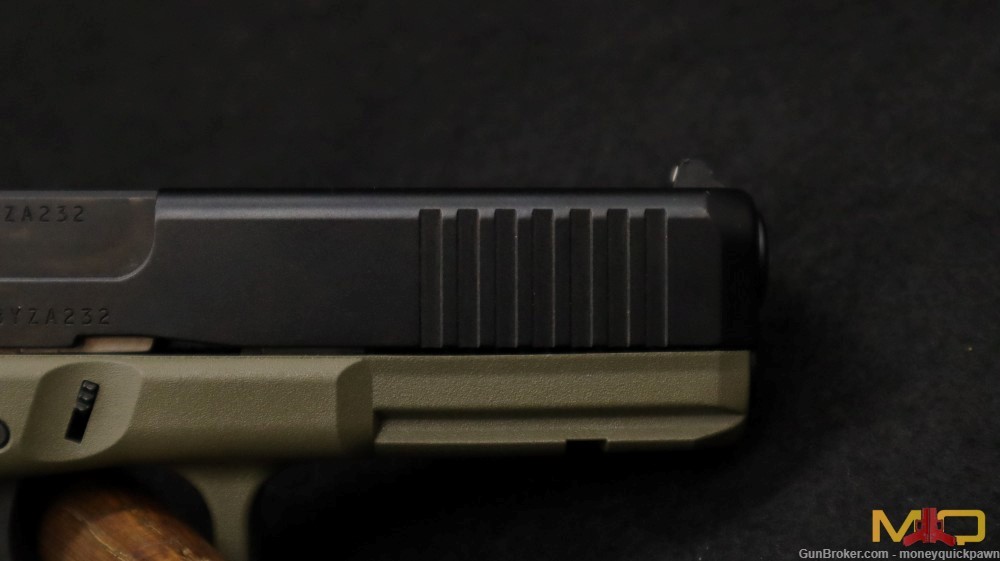 Glock G17 Gen5 9mm Excellent Condition Battlefield Green Penny Start!-img-13