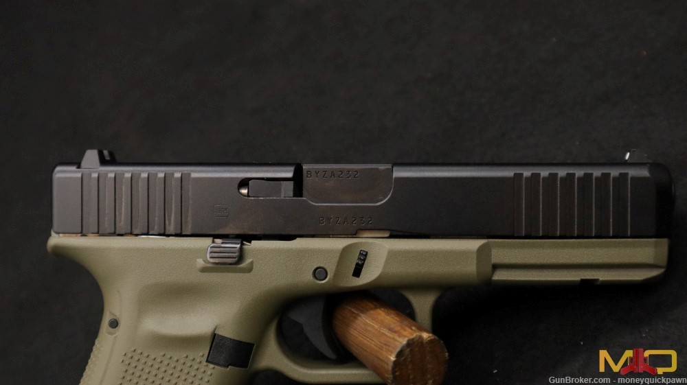 Glock G17 Gen5 9mm Excellent Condition Battlefield Green Penny Start!-img-12
