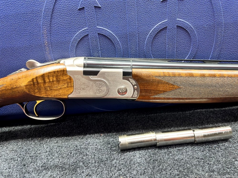 USED Beretta 686 Silver Pigeon I 12 Ga Over Under with 26.5" Barrel!-img-8