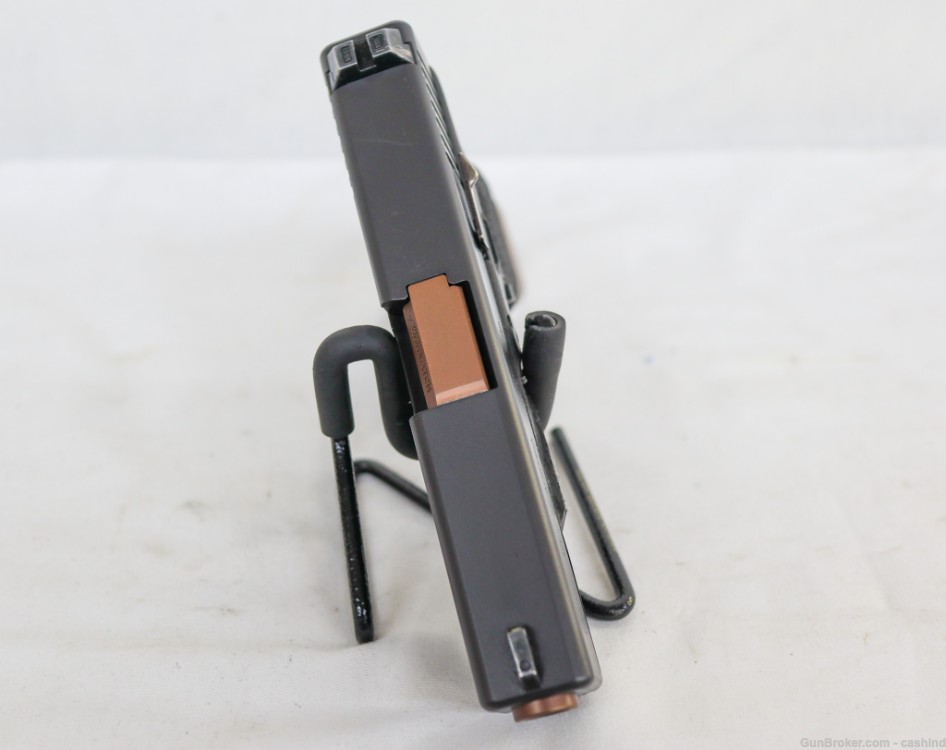 Glock Model 19 Gen 3 9mm 4.01” S.Auto Pistol – Black Polymer – Titan Match -img-6