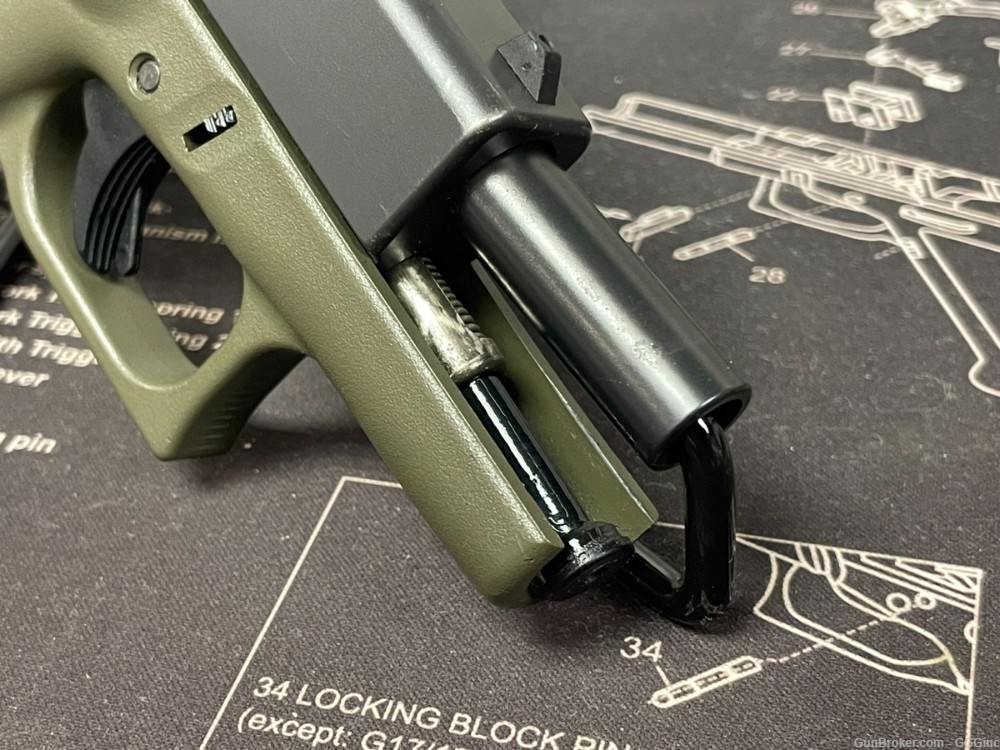 Glock 43 9mm OD GREEN/BLACK 3.41" - G43 - VGC! PENNY! NR!-img-4