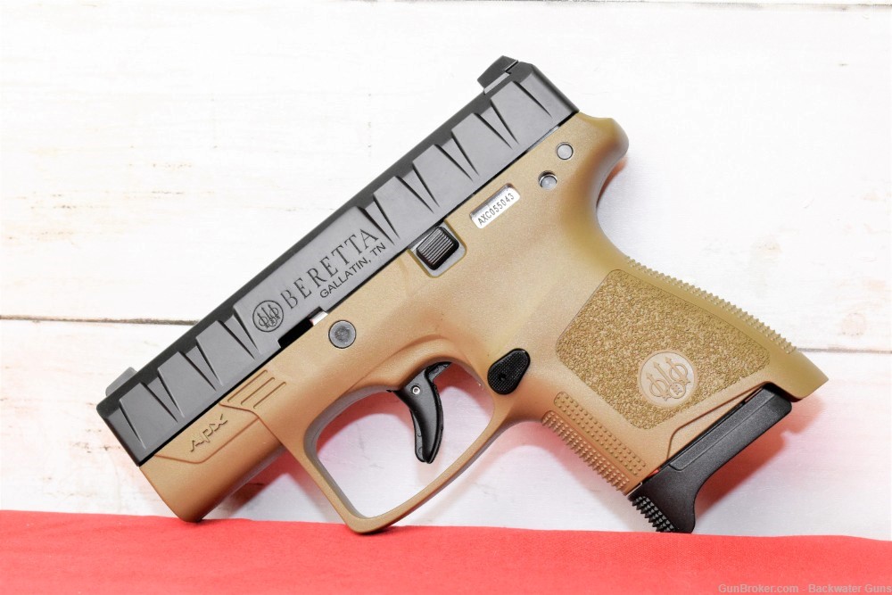 FACTORY NEW BERETTA APX CARRY FDE 9MM PISTOL NO RESERVE!-img-2