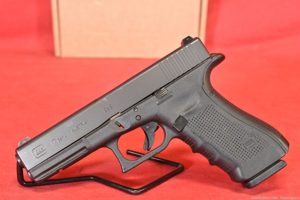 Glock 17 Gen 4 9mm 4.5" 17rd Law Enforcement Trade In G17 17-17-img-1